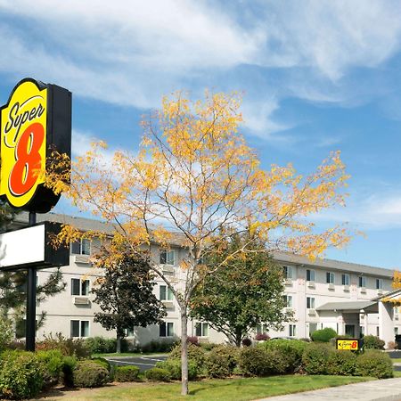 Super 8 By Wyndham Redmond Hotel Buitenkant foto